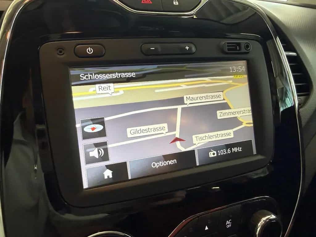 Renault Captur Luxe 1.2 AUTOMATIK NAVI XENON SHZ KLIMA 11/2014-photo-16