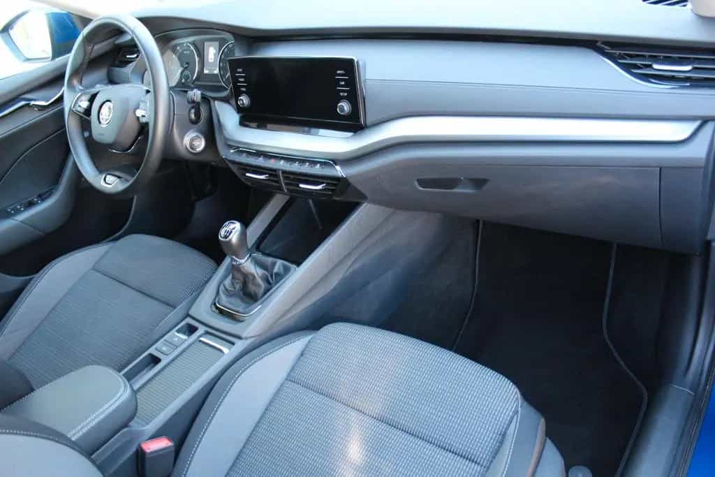 Skoda Octavia Combi Ambition*LED*NAV*SITZH 09/2020-photo-13