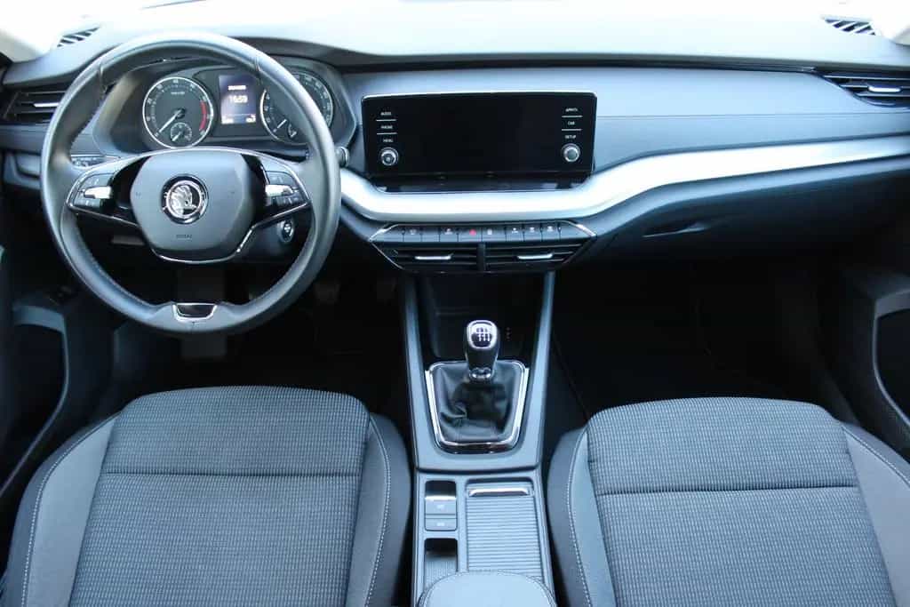 Skoda Octavia Combi Ambition*LED*NAV*SITZH 09/2020-photo-17