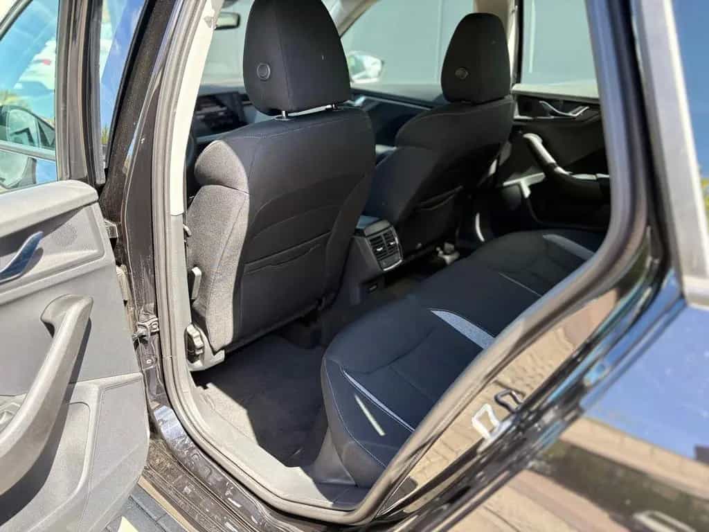 Skoda Kamiq SELECTION 1.5TSI DSG NAVI+AHK+SITZHEIUNG 03/2024-photo-18