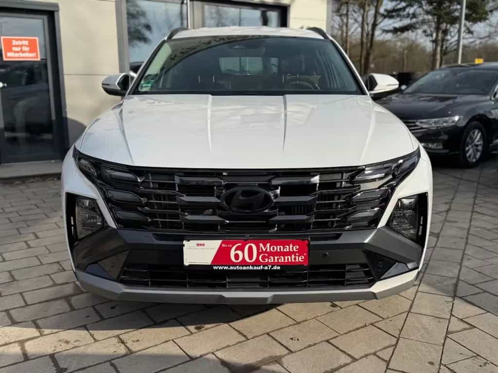 Hyundai Tucson Select *STERNENHIMMEL/NAVI/KAMERA* 10/2024-photo-1