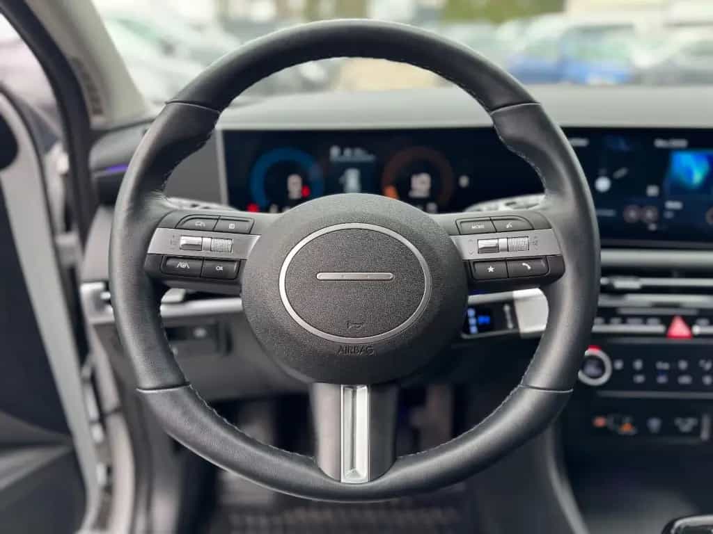 Hyundai Tucson Select *STERNENHIMMEL/NAVI/KAMERA* 10/2024-photo-11