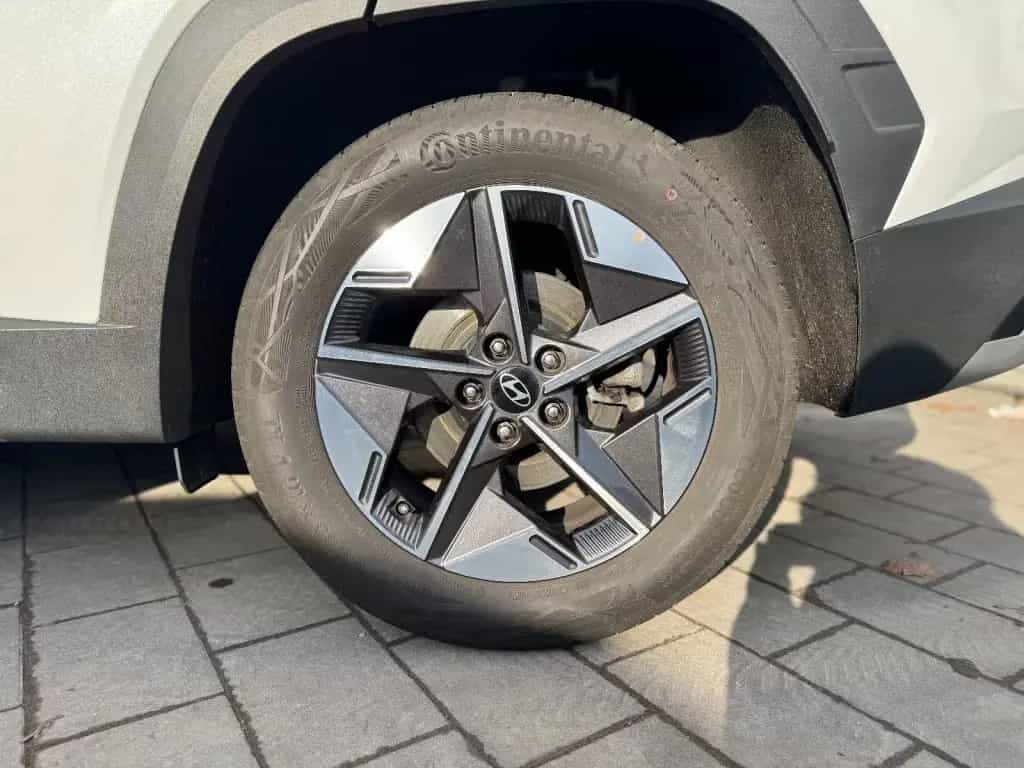Hyundai Tucson Select *STERNENHIMMEL/NAVI/KAMERA* 10/2024-photo-7