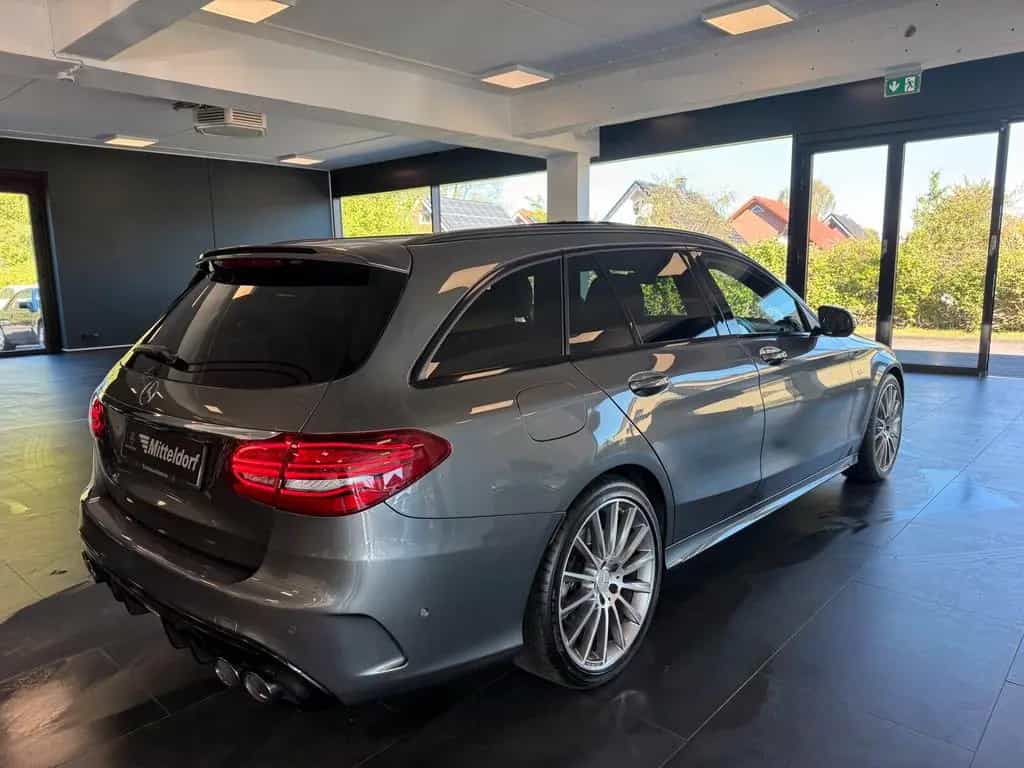Mercedes-Benz C-Class 43 AMG 9G-TR. PANO DISTRONIC COMAND RFK 19" 04/2019-photo-1