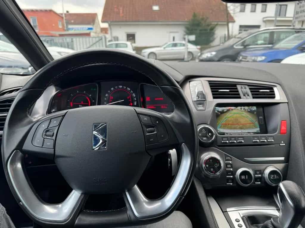 DS Automobiles DS5 01/2016-photo-10