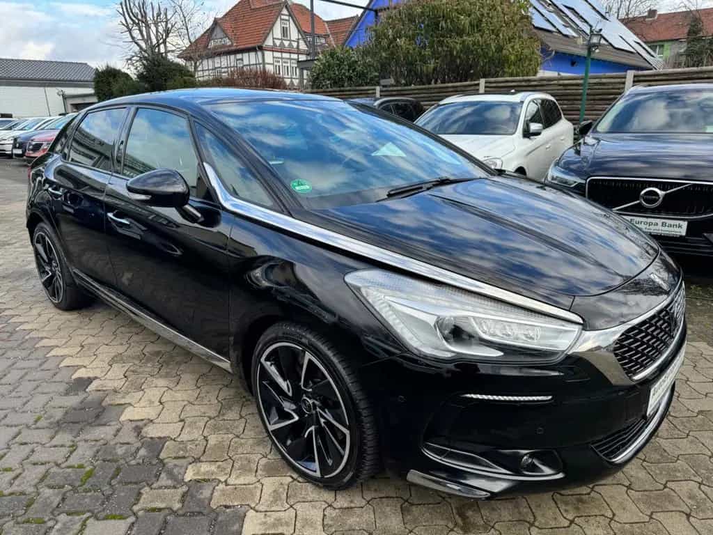 DS Automobiles DS5 01/2016-photo-2