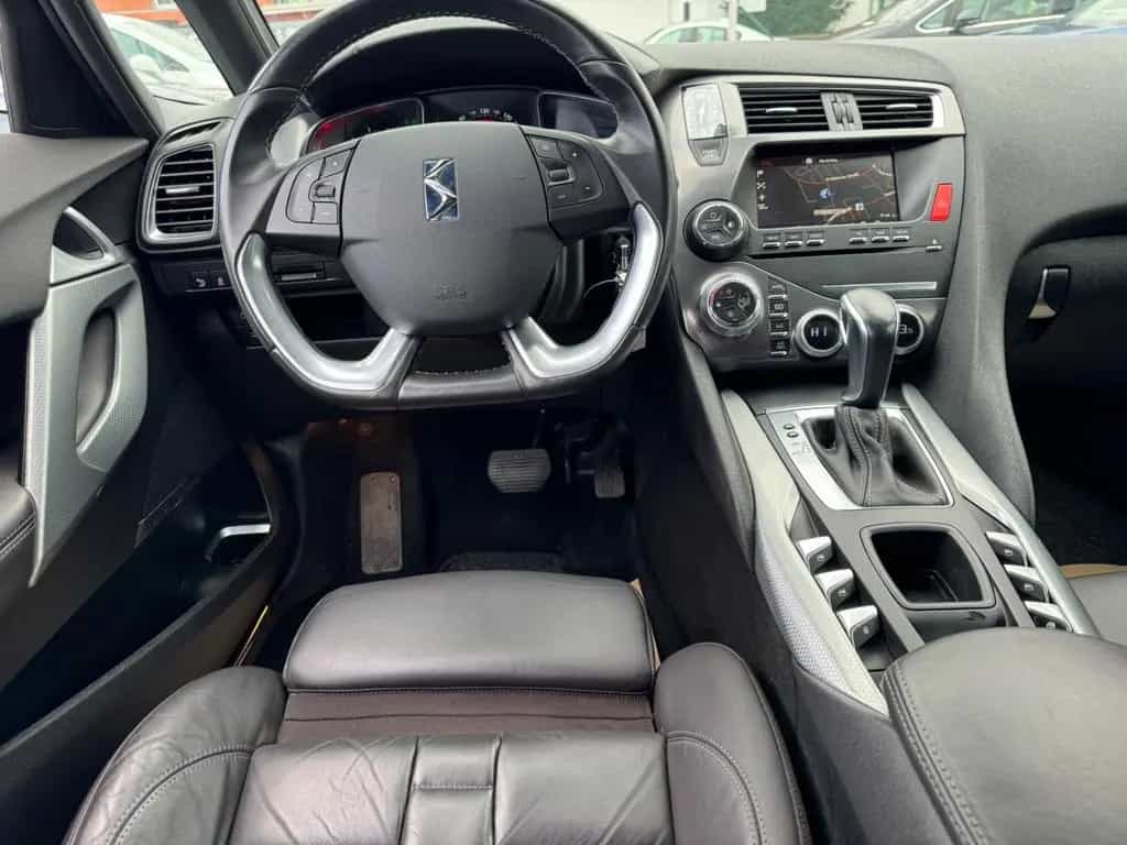 DS Automobiles DS5 01/2016-photo-9