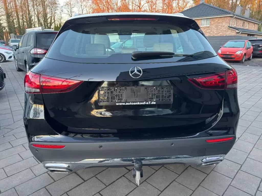 Mercedes-Benz GLA-Class 200 d 4Matic Progressive *LEDER/AHK* 07/2020-photo-4