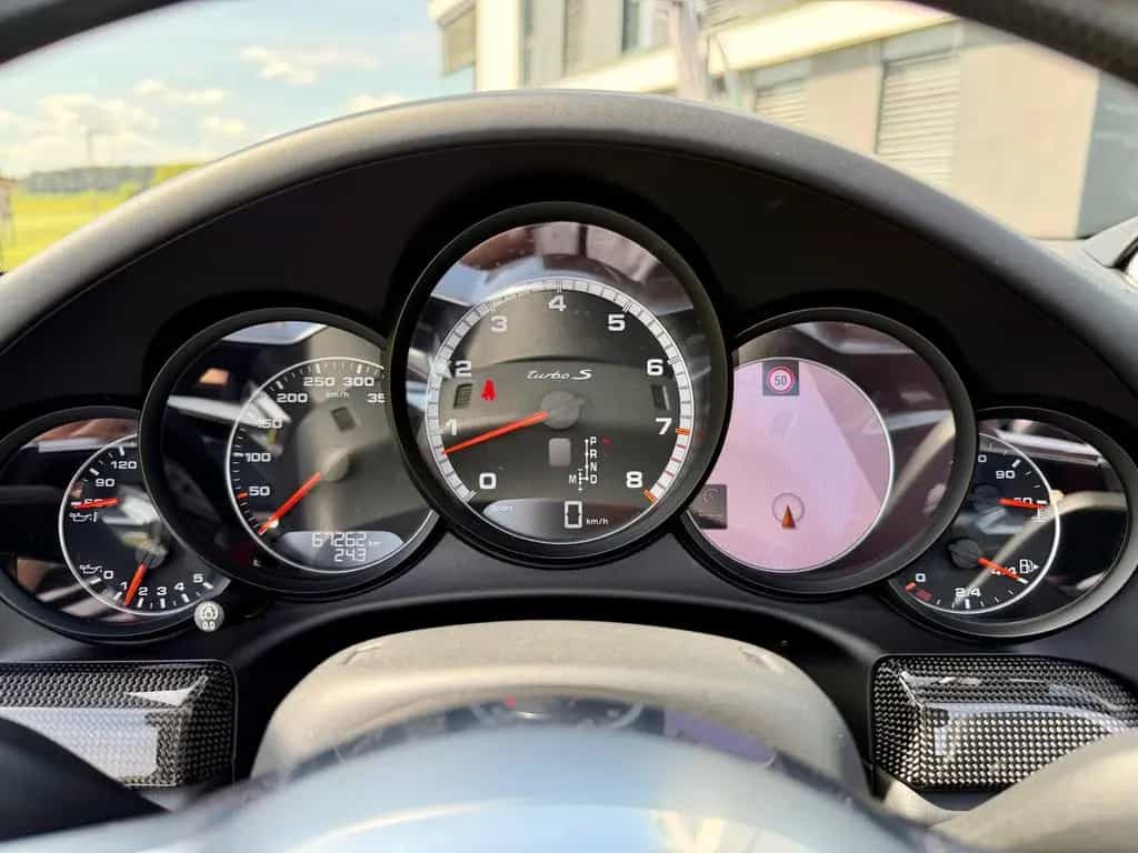Porsche 991.2 Turbo S Cabriolet, Approved, MwSt ausw. 08/2018-photo-6
