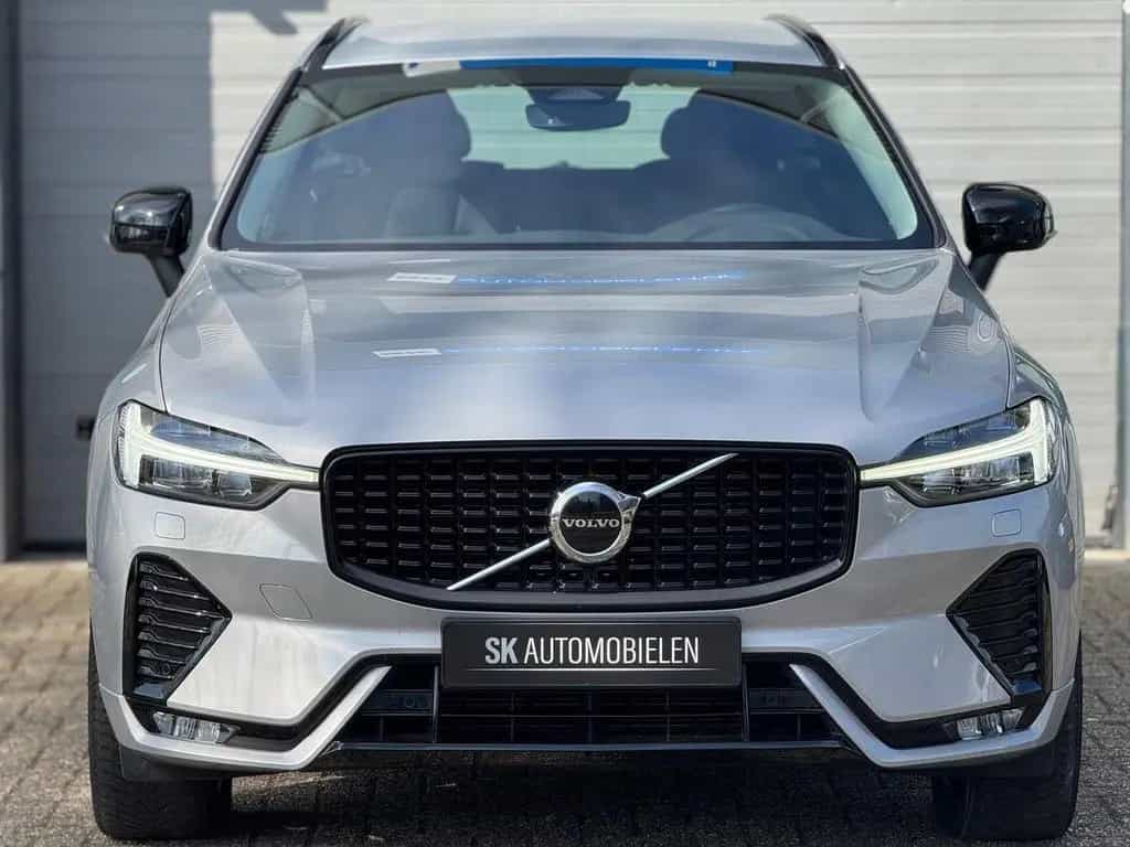Volvo XC60 2.0 B4 Plus Dark 02/2023-photo-7