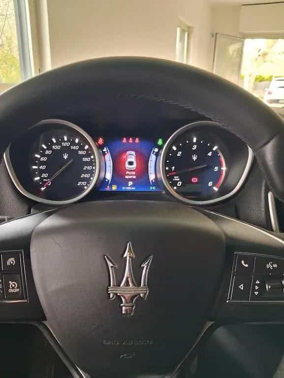 Maserati Ghibli V6 Diesel 275 CV 2 proprietari 11/2015-photo-9