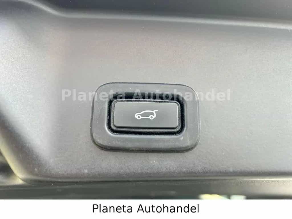 Land Rover Range Rover Rover Evoque R-Dynamic S*LED*CAM*TEMPOMAT* 08/2020-photo-30