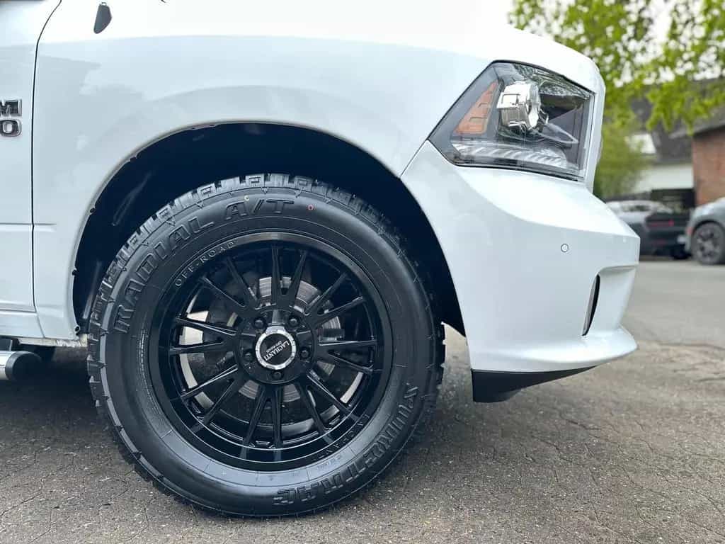 Dodge RAM LARAMIE*LONGBED*5.7 V8*4X4*AHK*NAVI*LACHANTI*PDC 10/2017-photo-19