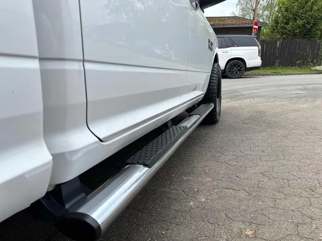 Dodge RAM LARAMIE*LONGBED*5.7 V8*4X4*AHK*NAVI*LACHANTI*PDC 10/2017-photo-22