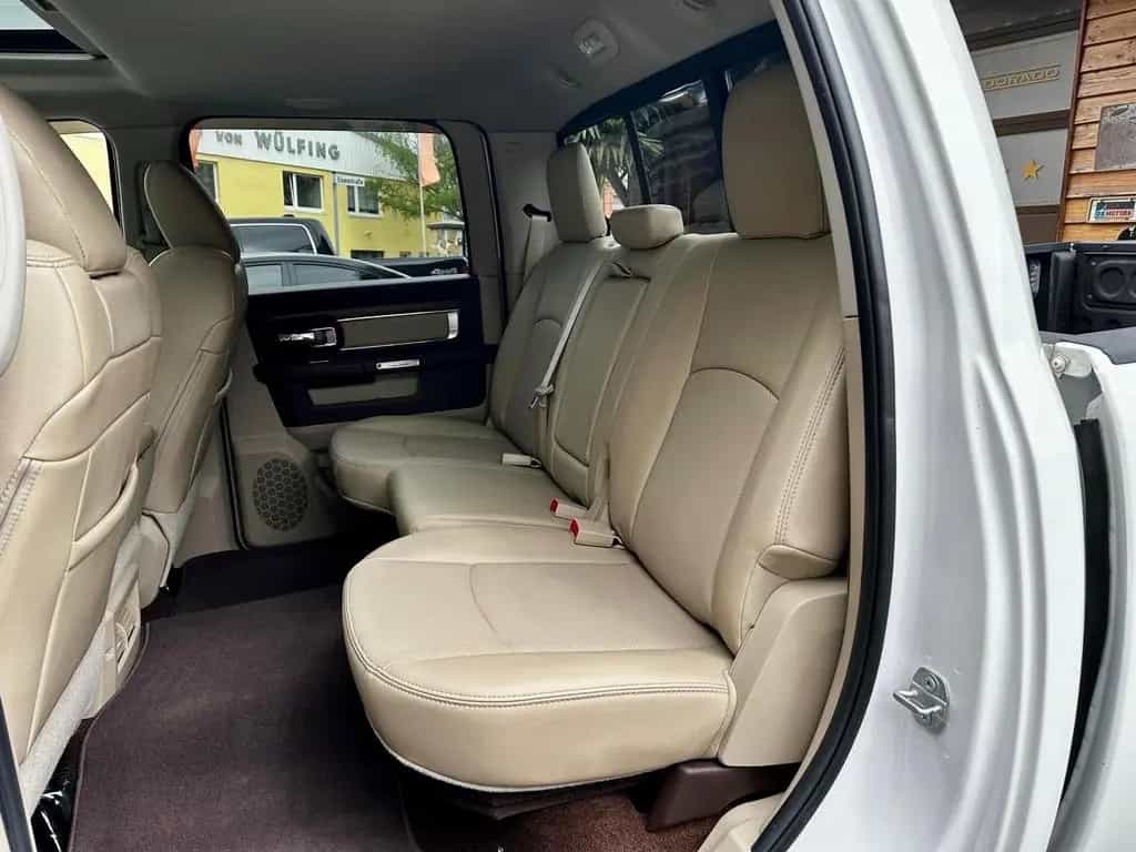 Dodge RAM LARAMIE*LONGBED*5.7 V8*4X4*AHK*NAVI*LACHANTI*PDC 10/2017-photo-38