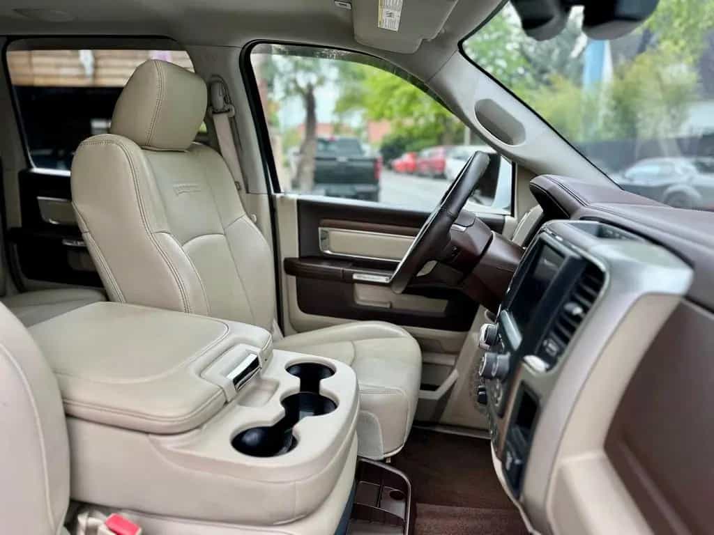 Dodge RAM LARAMIE*LONGBED*5.7 V8*4X4*AHK*NAVI*LACHANTI*PDC 10/2017-photo-44