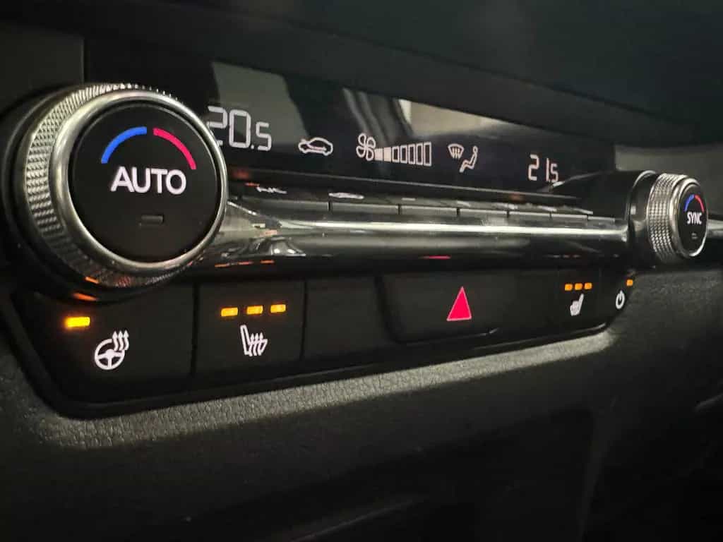 Mazda CX-30 2.5L e-SKYACTIV G 140ps 6AT FWD Exclusiv-L 03/2025-photo-20