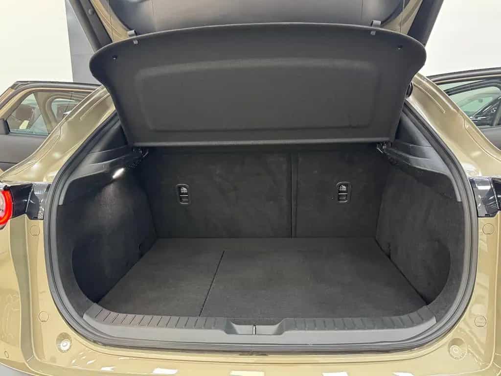Mazda CX-30 2.5L e-SKYACTIV G 140ps 6AT FWD Exclusiv-L 03/2025-photo-34