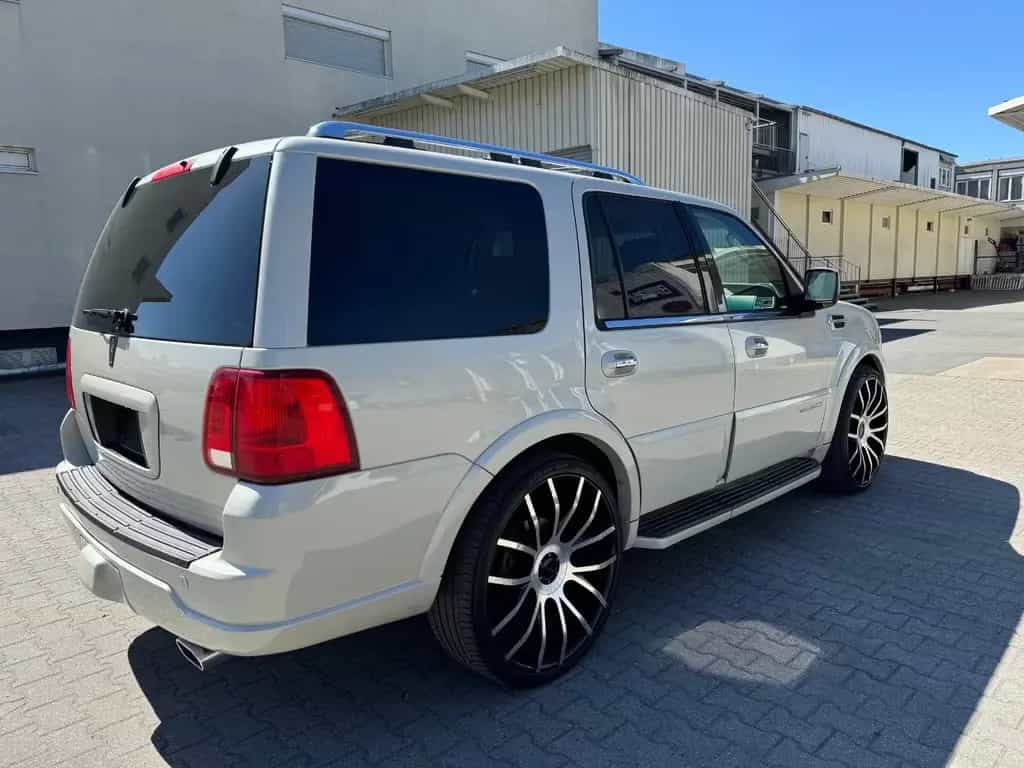 Lincoln Navigator 5.4 V8 * 1. HAND * 8-Sitzer * Allrad * 01/2005-photo-4