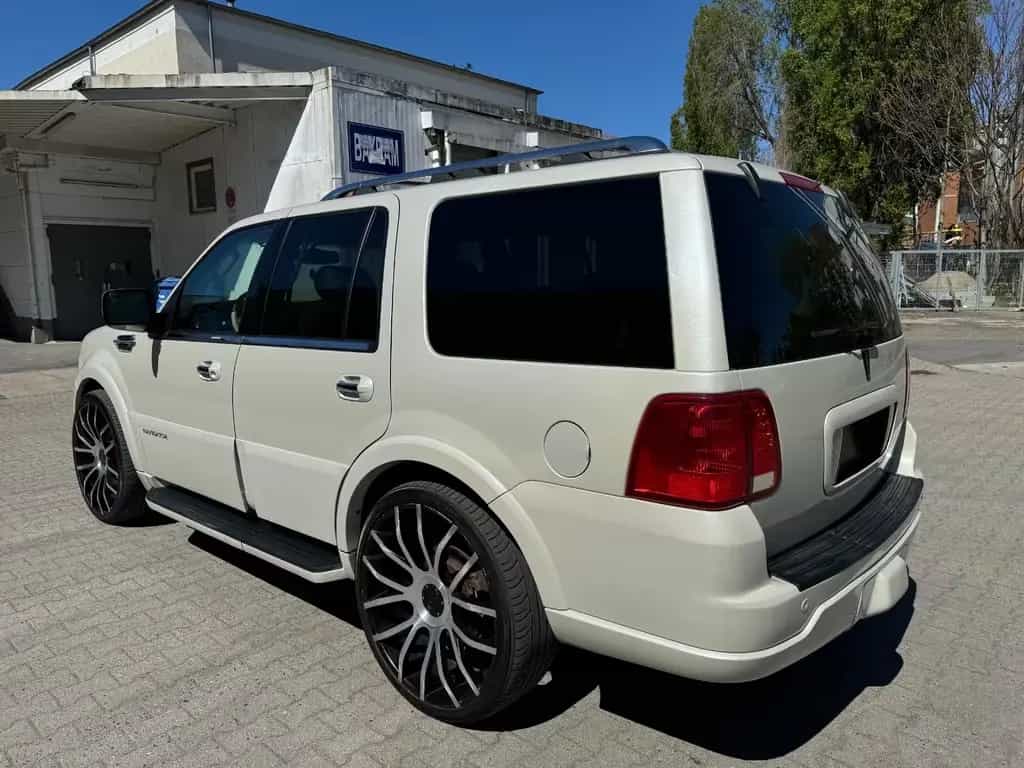 Lincoln Navigator 5.4 V8 * 1. HAND * 8-Sitzer * Allrad * 01/2005-photo-5