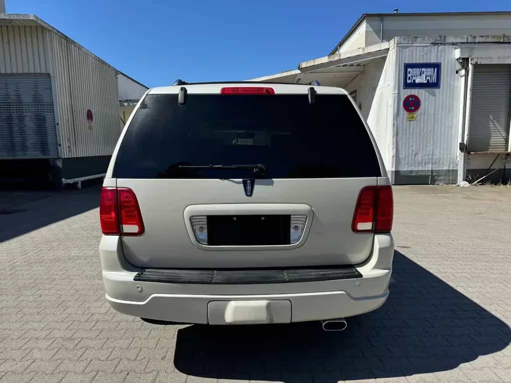 Lincoln Navigator 5.4 V8 * 1. HAND * 8-Sitzer * Allrad * 01/2005-photo-7