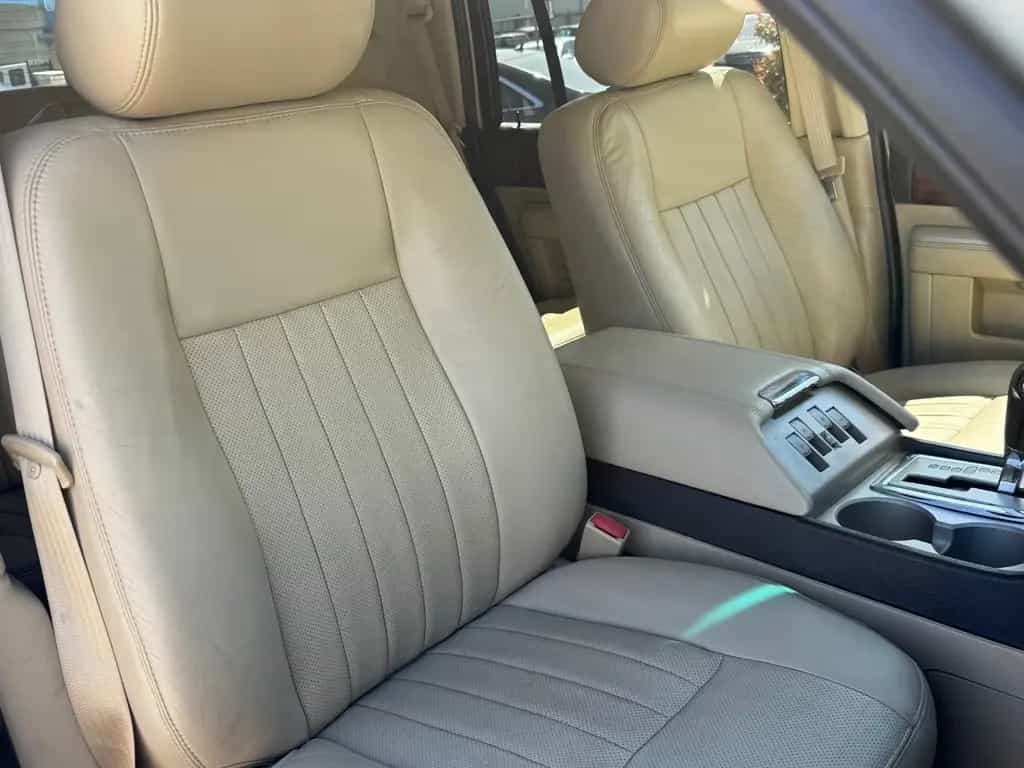 Lincoln Navigator 5.4 V8 * 1. HAND * 8-Sitzer * Allrad * 01/2005-photo-9