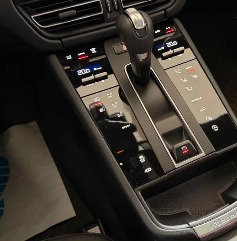 Porsche Macan 2.0 06/2022-photo-7