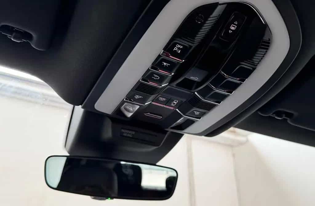 Porsche Macan 2.0 06/2022-photo-9