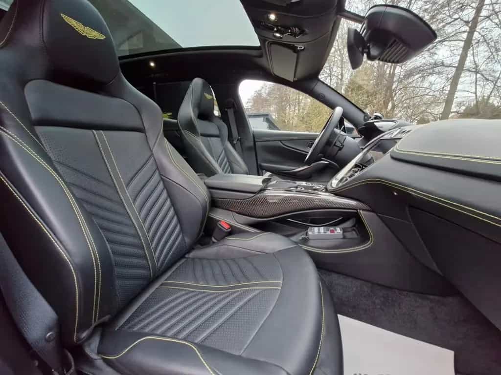 Aston Martin DBX 707 1.Hand 8-Fach Carbon Panorama 10/2023-photo-16