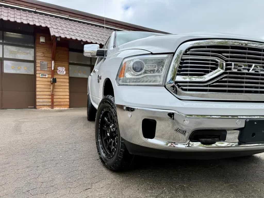 Dodge RAM LONGHORN*LACHANTI*5.7 V8*4X4*AHK*NAVI*VOLL*GARAN 11/2014-photo-10
