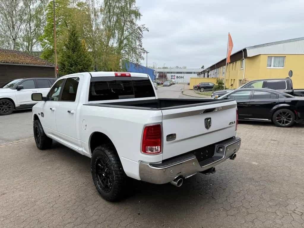 Dodge RAM LONGHORN*LACHANTI*5.7 V8*4X4*AHK*NAVI*VOLL*GARAN 11/2014-photo-24