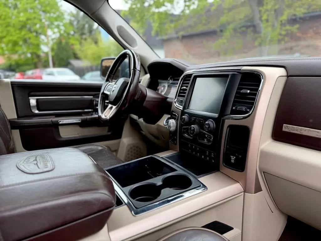 Dodge RAM LONGHORN*LACHANTI*5.7 V8*4X4*AHK*NAVI*VOLL*GARAN 11/2014-photo-45