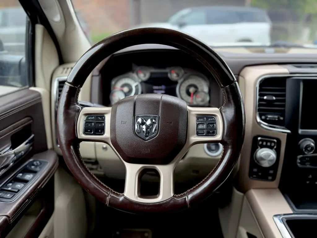 Dodge RAM LONGHORN*LACHANTI*5.7 V8*4X4*AHK*NAVI*VOLL*GARAN 11/2014-photo-47