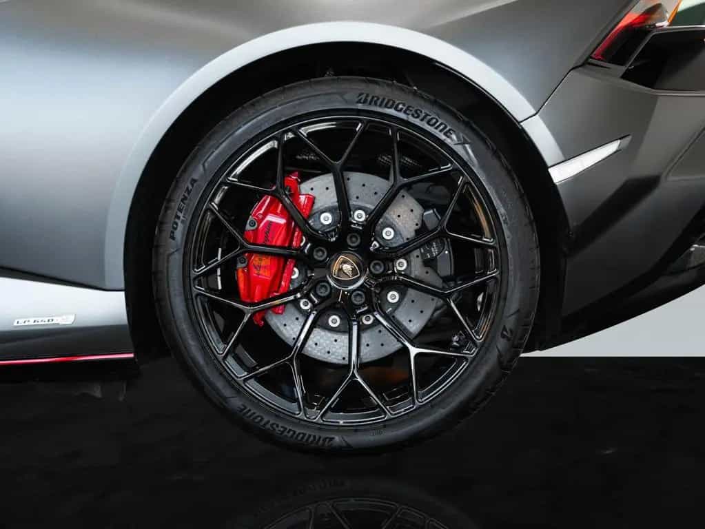 Lamborghini Huracán Tecnica | Carbon Pack | Grigio Lynx 08/2023-photo-18