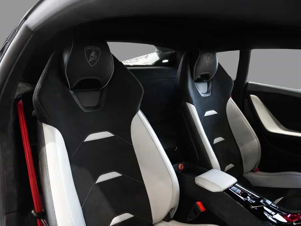 Lamborghini Huracán Tecnica | Carbon Pack | Grigio Lynx 08/2023-photo-24