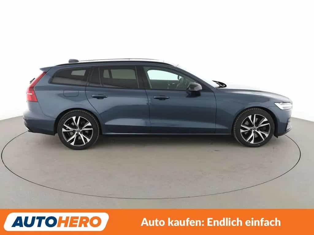 Volvo V60 2.0 T5 R-Design AWD Aut*NAVI*LED*TEMPO*CAM* 01/2020-photo-5