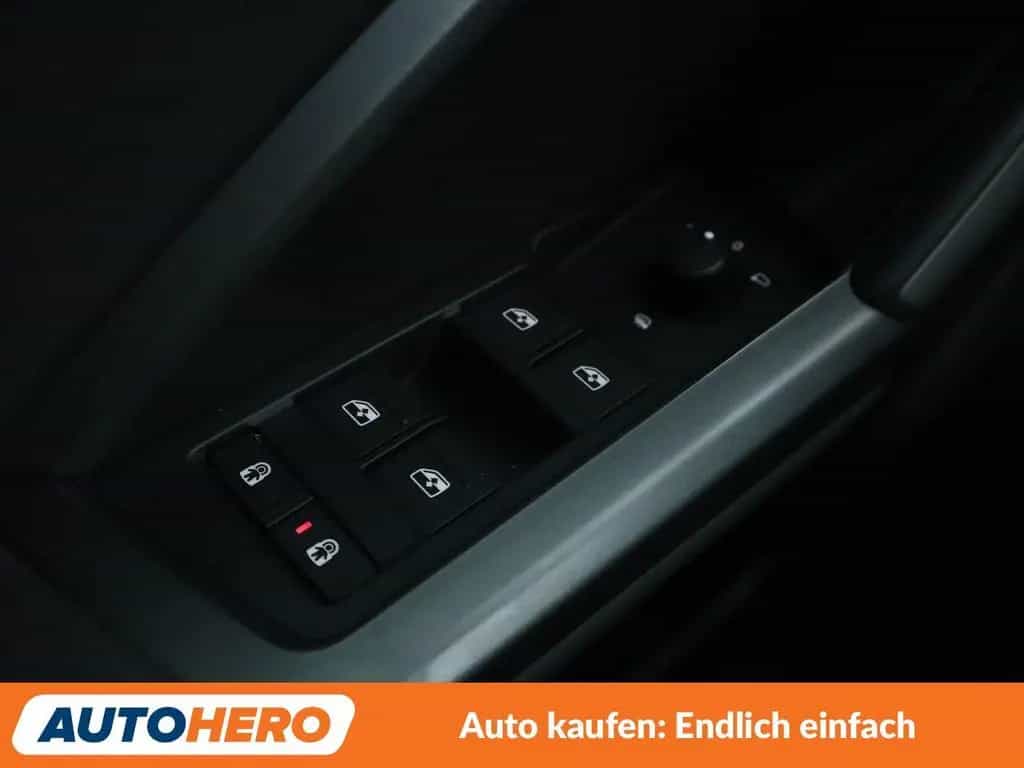 Audi Q3 45 TFSI quattro S line Aut.*NAVI*TEMPO*CAM* 04/2019-photo-24