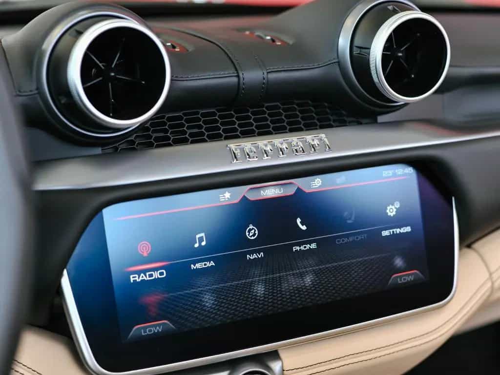 Ferrari Portofino MagneRide*JBL*Sabbia-Interior*Daytona* 04/2019-photo-23
