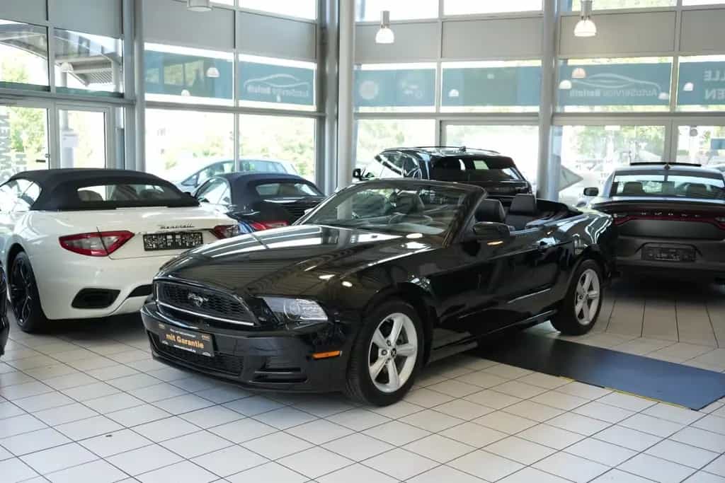 Ford Mustang 3.7l V6 Cabrio *Saubere Historie/Carfax* 06/2012-photo-0