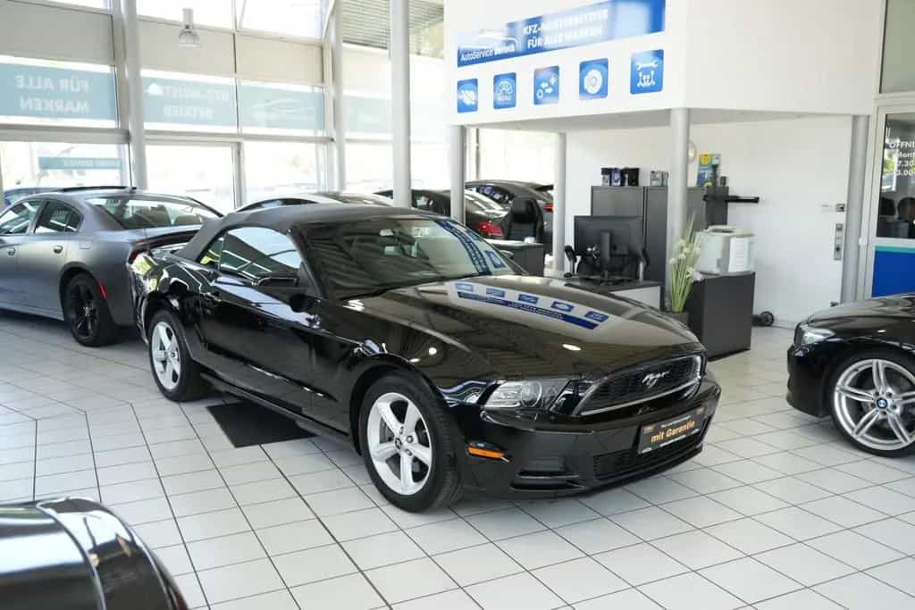 Ford Mustang 3.7l V6 Cabrio *Saubere Historie/Carfax* 06/2012-photo-1