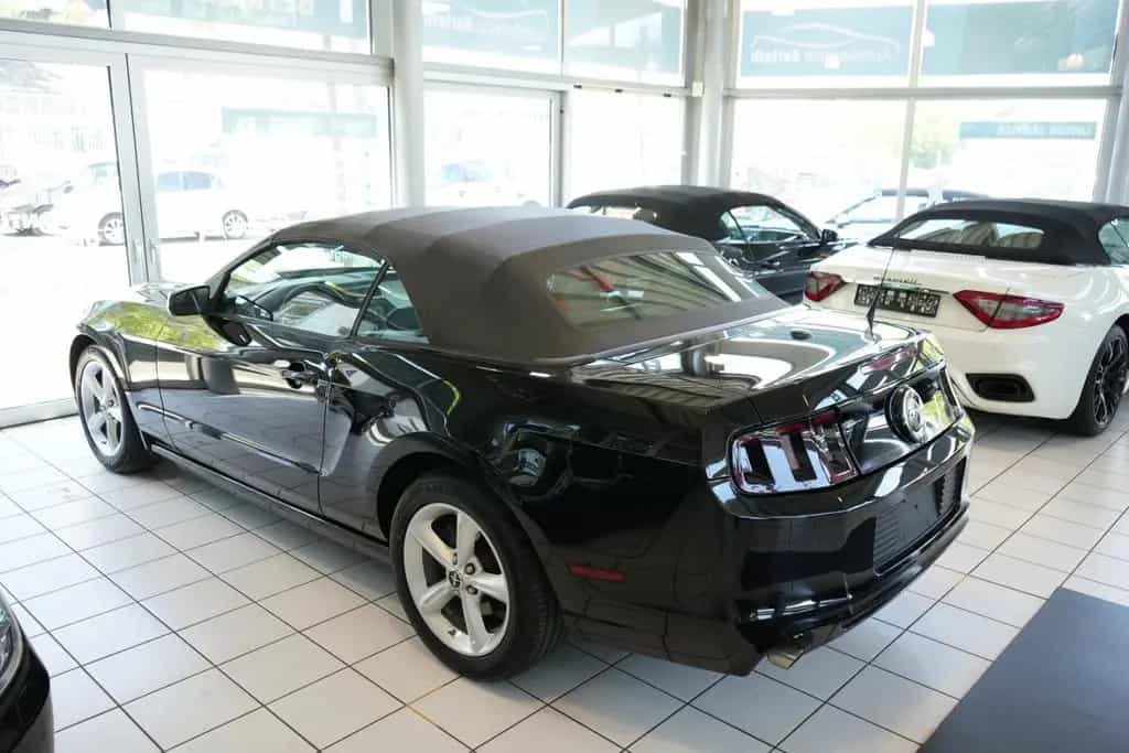 Ford Mustang 3.7l V6 Cabrio *Saubere Historie/Carfax* 06/2012-photo-2