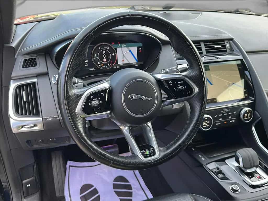Jaguar E-Pace *R-Dynamic*AWD*360Kam*Black*LED*AHK*Virtu 08/2021-photo-10