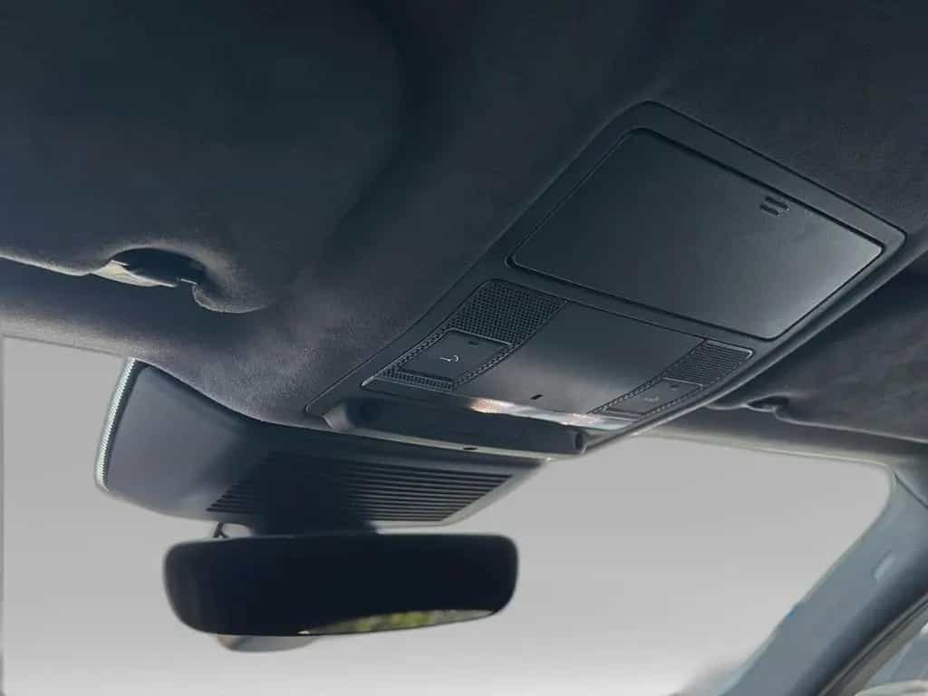 Jaguar E-Pace *R-Dynamic*AWD*360Kam*Black*LED*AHK*Virtu 08/2021-photo-19