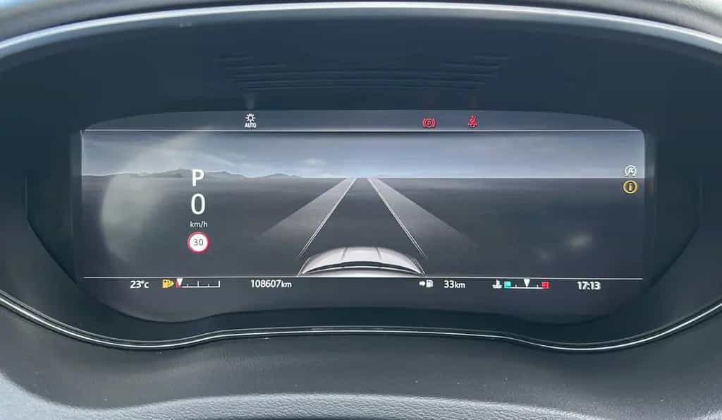 Jaguar E-Pace *R-Dynamic*AWD*360Kam*Black*LED*AHK*Virtu 08/2021-photo-32