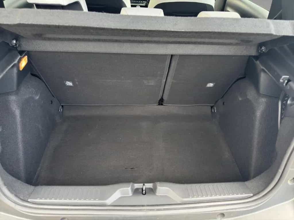 Citroën C3 MAX PureTech 100 Stop & Start 8 FACH BEREIF 12/2024-photo-17