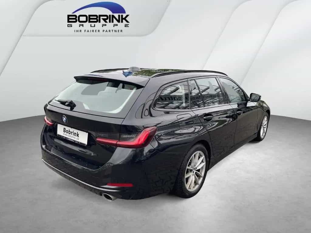 BMW 320 d Touring Driving Ass. PDC AHK Klima DAB 03/2023-photo-3