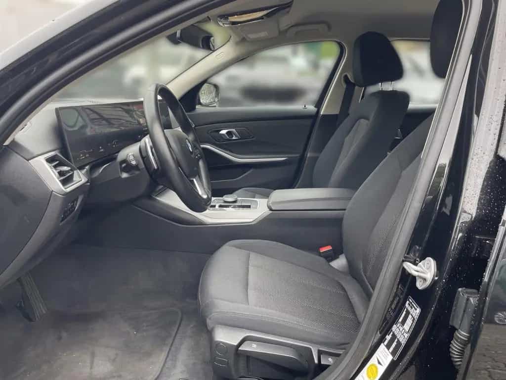 BMW 320 d Touring Driving Ass. PDC AHK Klima DAB 03/2023-photo-5