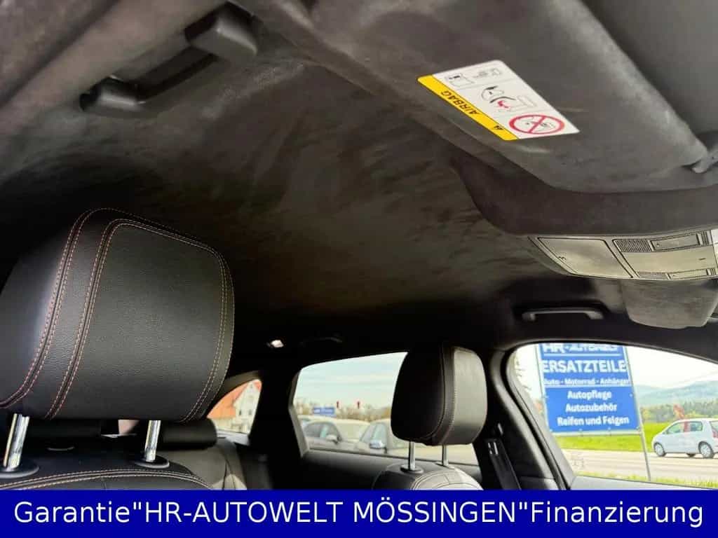 Jaguar F-Pace PrestigeAWD*R-SPORT*AHK*LEDER*360° KAMERA 06/2019-photo-28