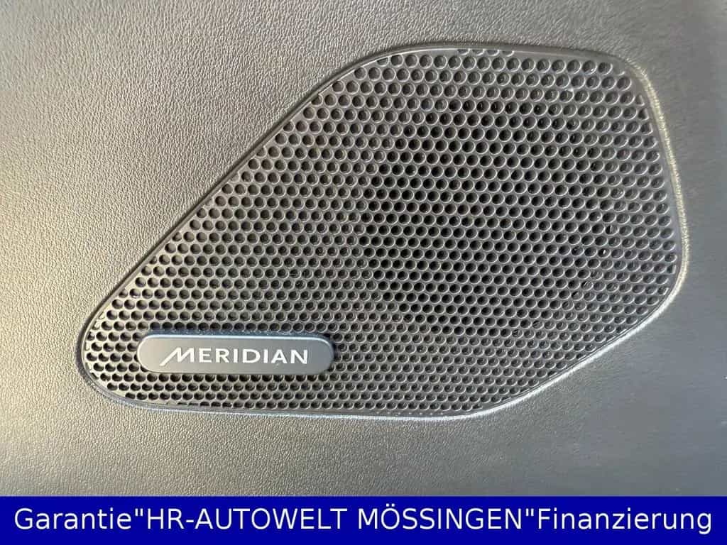 Jaguar F-Pace PrestigeAWD*R-SPORT*AHK*LEDER*360° KAMERA 06/2019-photo-48
