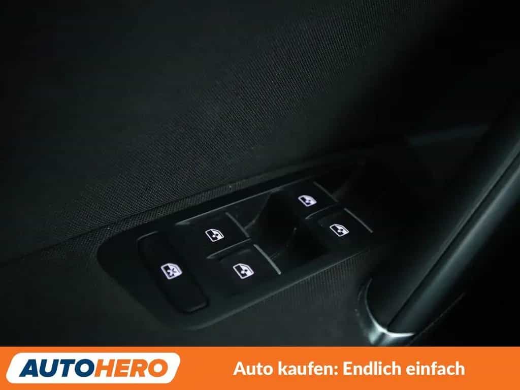 Volkswagen Golf VII 1.5 TSI ACT Highline BM*NAVI*LED*ACC* 03/2019-photo-24